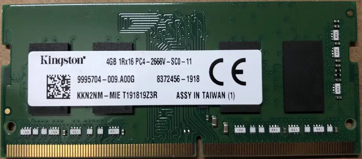 노트북, NAS용 킹스톤 4GB DDR4 2666V 램 판매합니다.